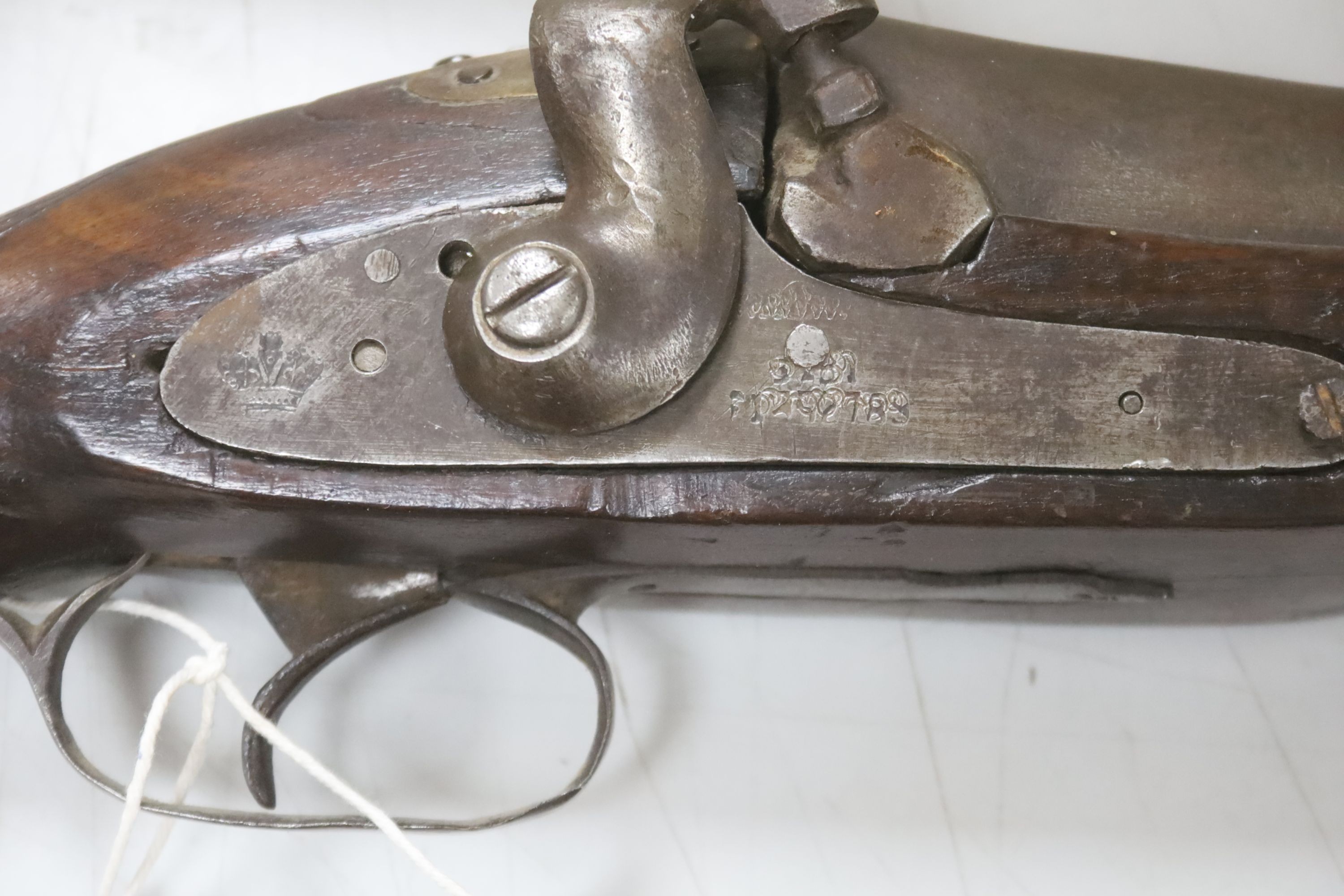 A 19th century percussion musket with walnut stock and ramrod, 158cm